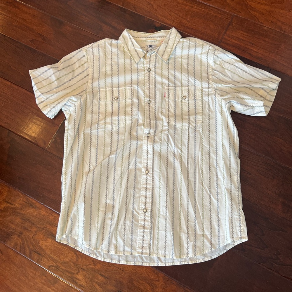 Levi's Beige and Gray Striped Casual Shirt. Brand new.